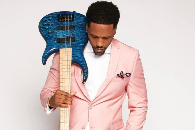 Smooth Jazz at the Improv Presents: Julian Vaughn at Raleigh Improv – Cary, NC