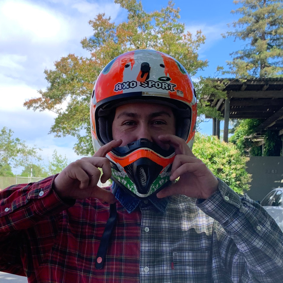 HOBO JOHNSON & THE LOVEMAKERS: Peach Scone 8 Year 3 Month Anniversary T...