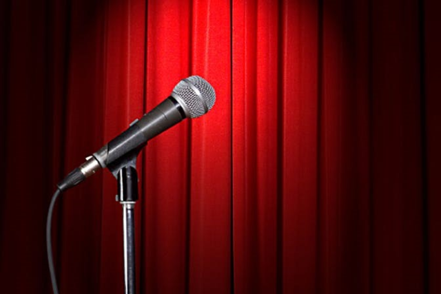 Tonight at the Improv