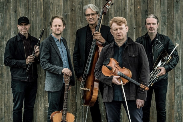 Lúnasa with special guests Daoiri Farrell and Cathal Hayden at Sony Hall – New York, NY