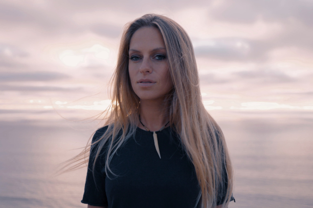 FNGRS CRSSD x CRSSD FESTIVAL present NORA EN PURE