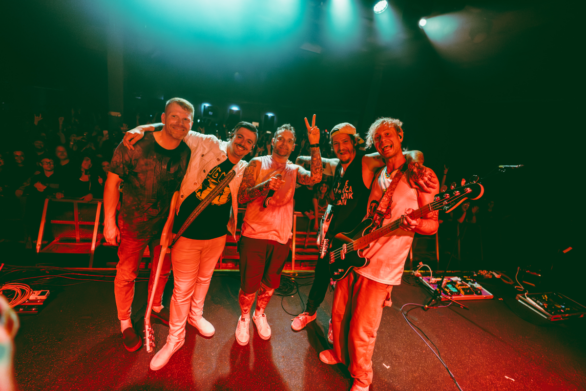 Boys Night Out, Mest, Rosecoloredworld