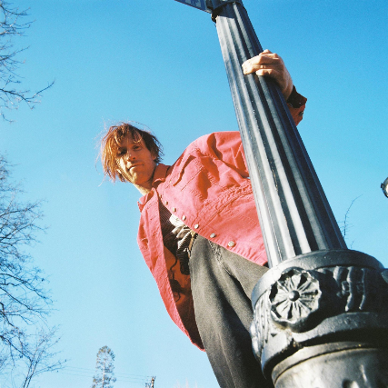 IAN GEORGE & THE KNEE POCKETS