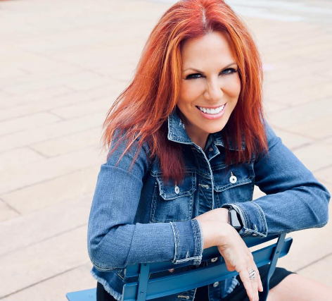 In The Round with Victoria Shaw, Gary Burr & Georgia Middleman