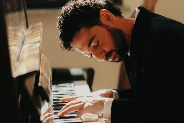 ARTUR ZAKIYAN: SOLO PIANO (Armenian Piano Virtuoso & Compos...