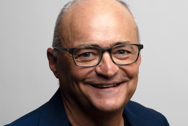 Brad Upton at Starr Theater At Walton Arts Center – Fayetteville, AR