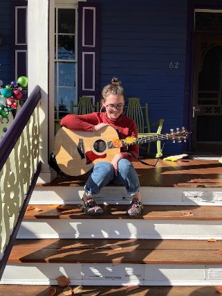 Emma Walsh at Treelawn Social Club – Cleveland, OH