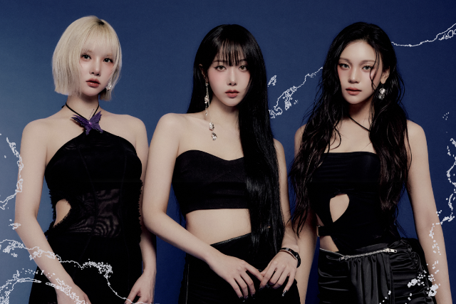 2025 VIVIZ WORLD TOUR [New Legacy] in Charlotte