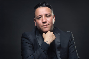 Alan Saldaña en Español