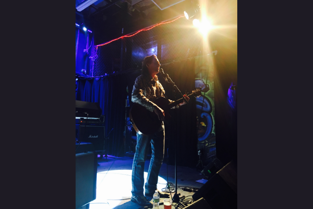 RALPH COVERT & The Bad Examples Return to FITZGERALDS Historic Nightcl...