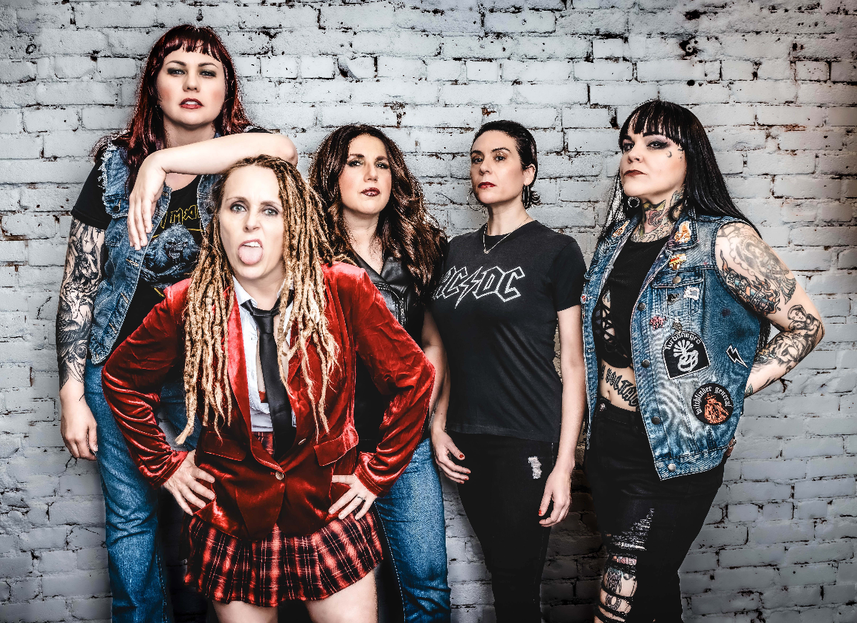 Hell's Belles, Girls N' Roses