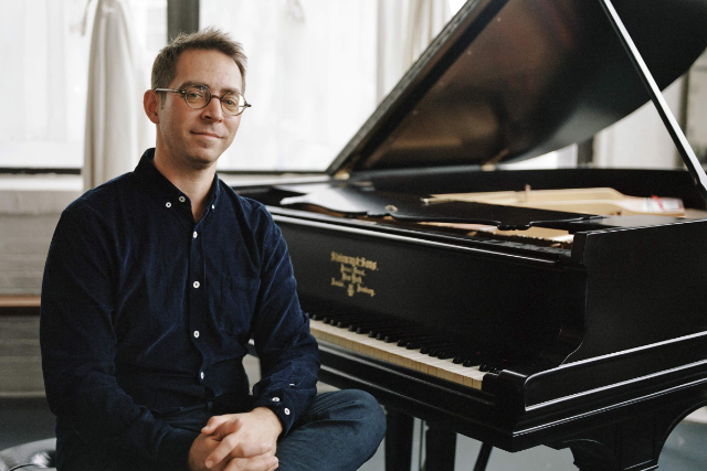 Aaron Parks Trio featuring Ben Street and Billy Hart at Regattabar – Cambridge, MA