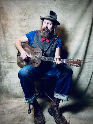 LOU SHIELDS Live in the SIDEBAR!