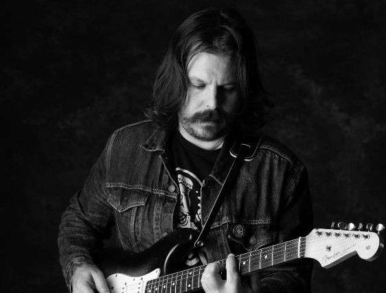 Magic Bag Presents: Dave Bruzza Unsafe At Any Speed (Greensky Bluegrass) – Spring Tour 2026 at The Magic Bag – Ferndale, MI