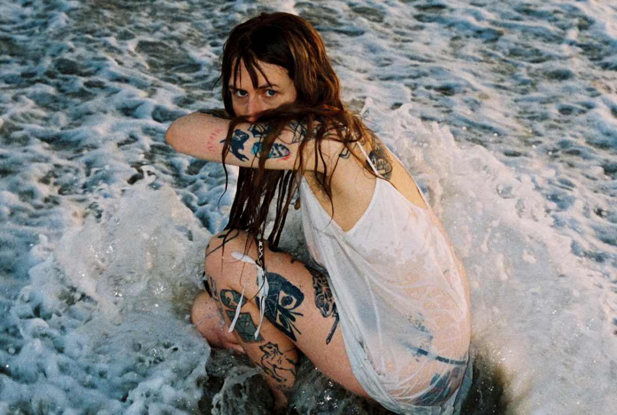 Lala Lala with lots of hands - 20 - event-img