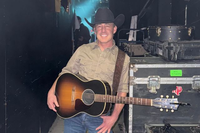 Aaron Watson - Horse Named Texas Tour