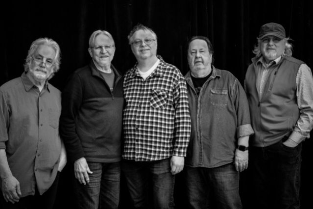 The White Saddle Band at Carol’s Pub – Chicago, IL