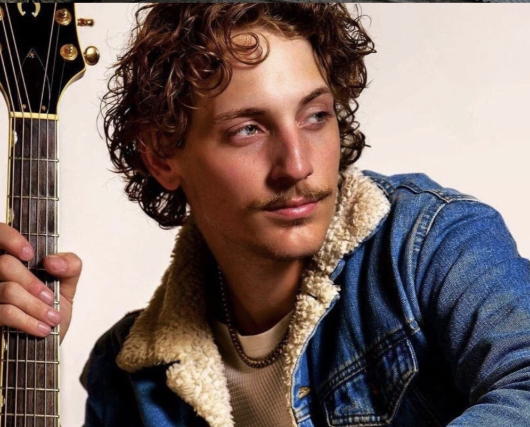 Image of In The Round with Grant Bias, Hannah McFarland & friend; A Benefit for Alive Hospice Image of In The Round with Grant Bias, Hannah McFarland & friend; A Benefit for Alive Hospice