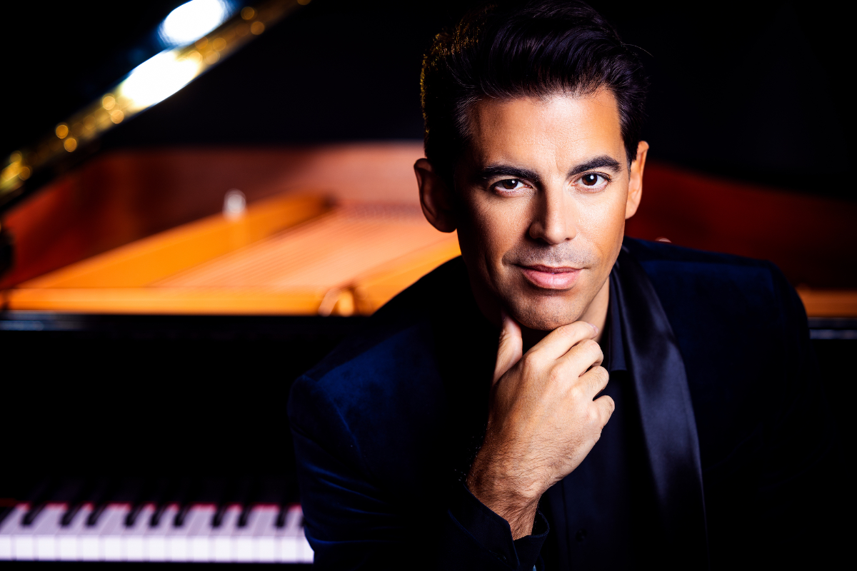 Tony DeSare: Sinatra & Beyond at Birdland (Early & Late Shows)