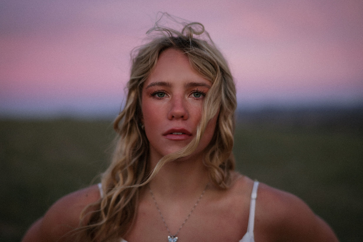 Avery Anna - Girl of Constant Sorrow Tour