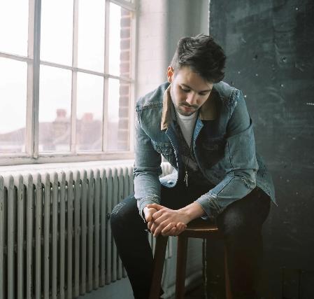 In The Round with Fraser Churchill, Eliot James Reay & friends