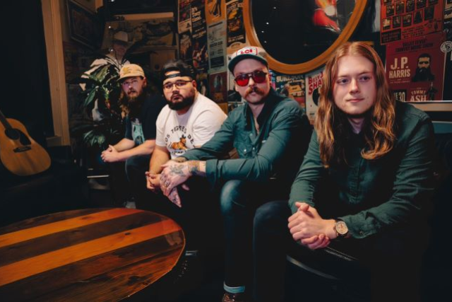 RONNIE AND THE REDWOODS, Guests at Neurolux Lounge – Boise, ID