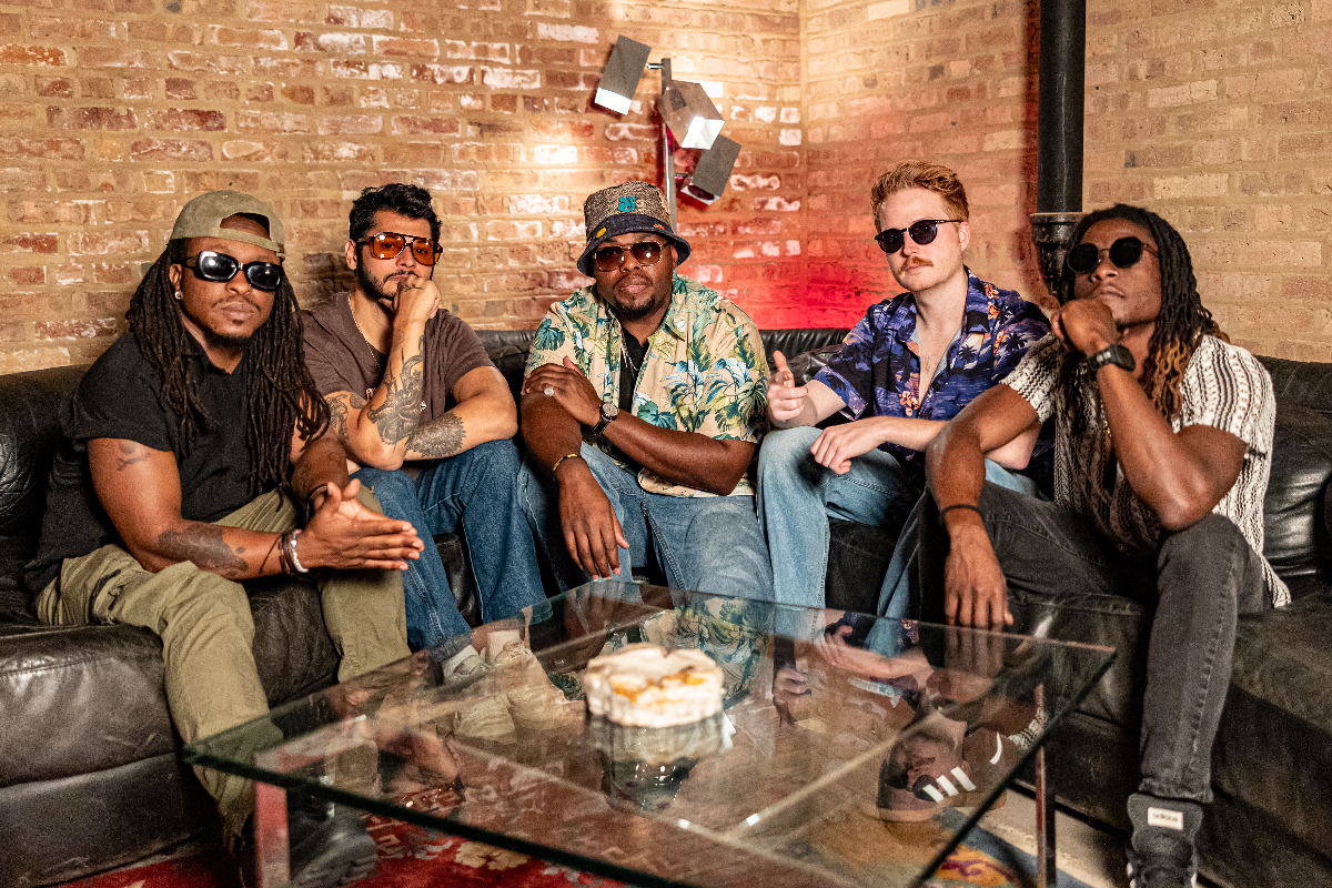 Hot Like Mars w/ The Wonderlands at Woodlands Tavern