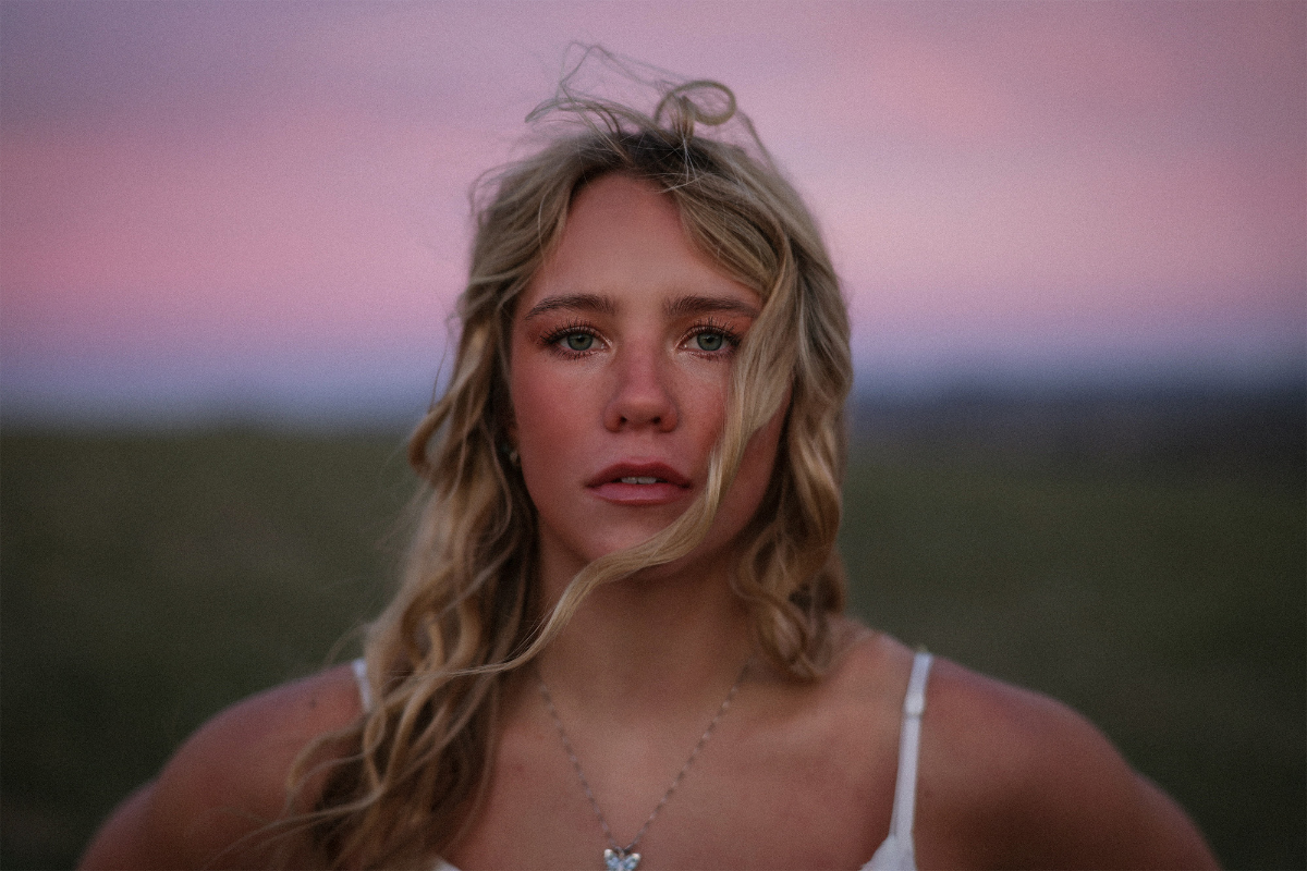 Avery Anna - Girl Of Constant Sorrow Tour