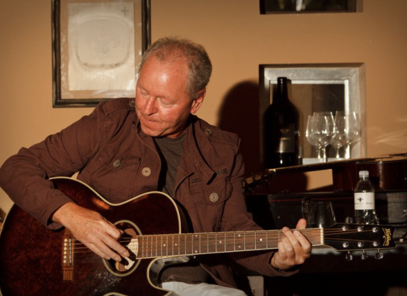 In The Row with Joe Scutella, Donal Hinely, Brian Desveaux & Joey Sykes at The Bluebird Cafe – Nashville, TN