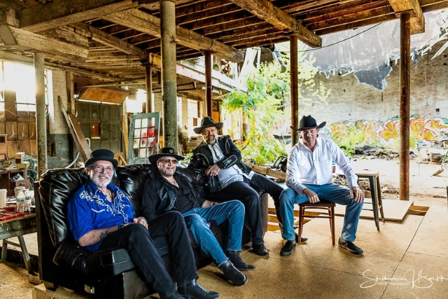 WailOn – A Tribute to Outlaw Country