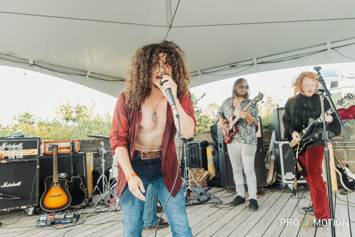A Night Of Rock N Roll: Skyway 61