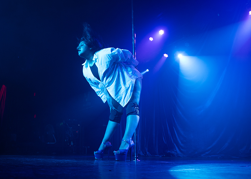 SMOKE AND MIRRORS: A POLE PALACE STUDENT SHOW - 19/04/26