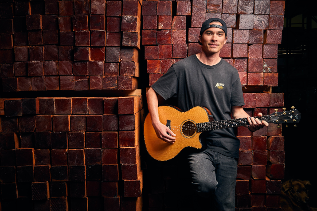 Presales to johnny cosmic: members use these when buying pre-sale tickets