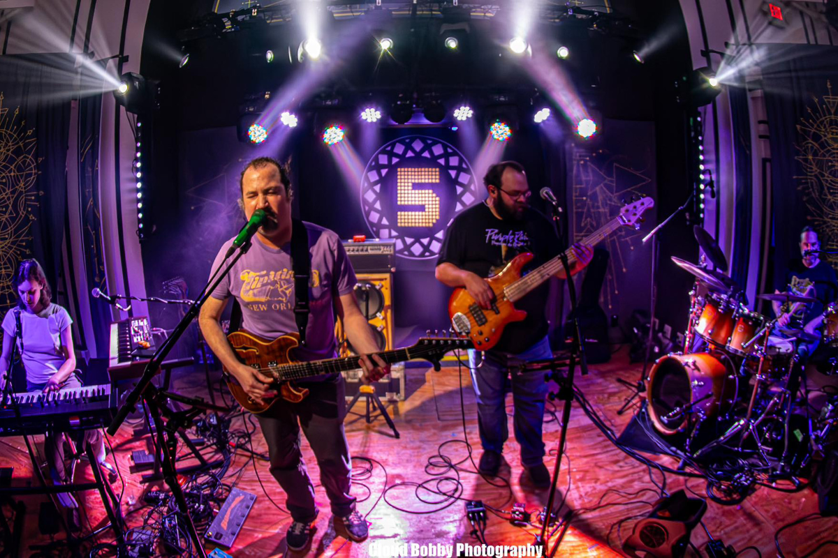 Runaway Gin - A Tribute to Phish w/ DJ Logic featuring An All-Improv Superjam