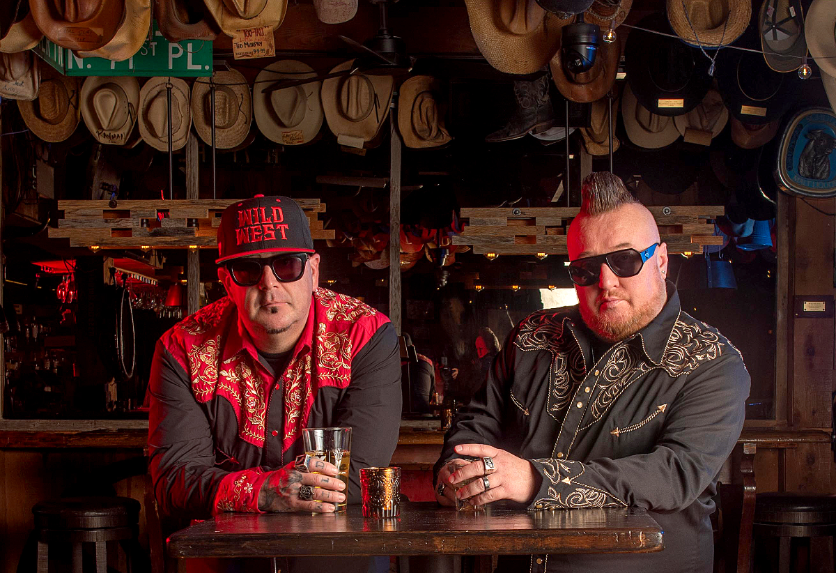 Moonshine Bandits / Jim Post