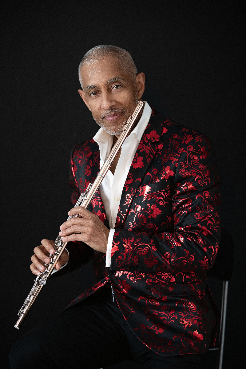 NESTOR TORRES