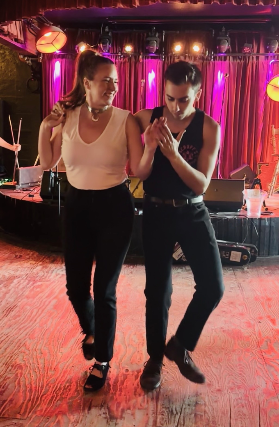 Intermediate Two-Step Lessons with Peggy and Dillon