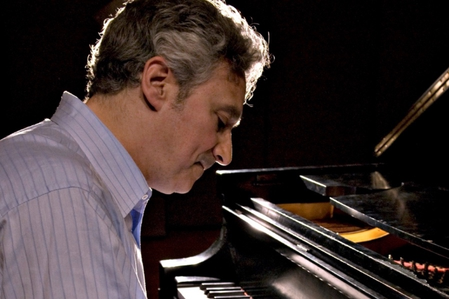 Michael Pellera Quartet at Snug Harbor Jazz Bistro
