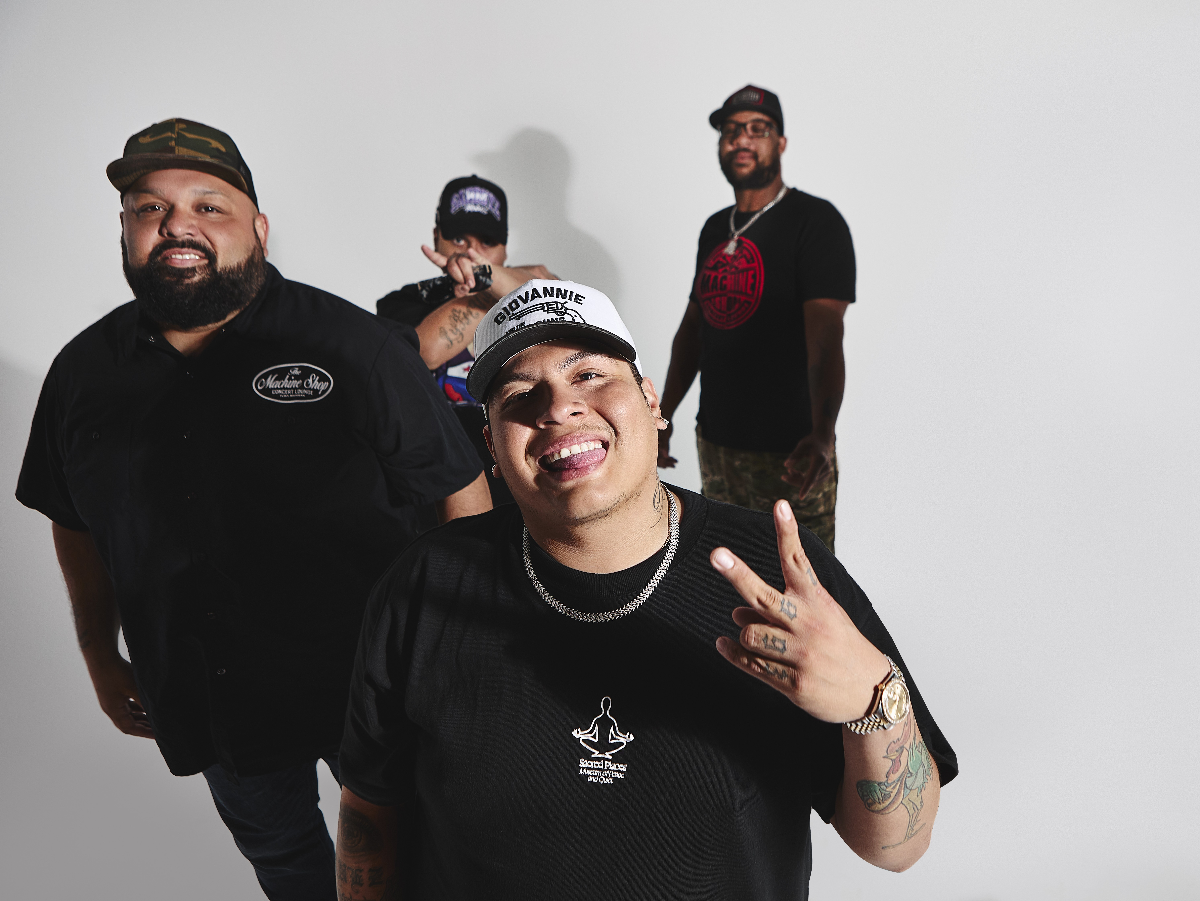 Giovannie & The Hired Guns