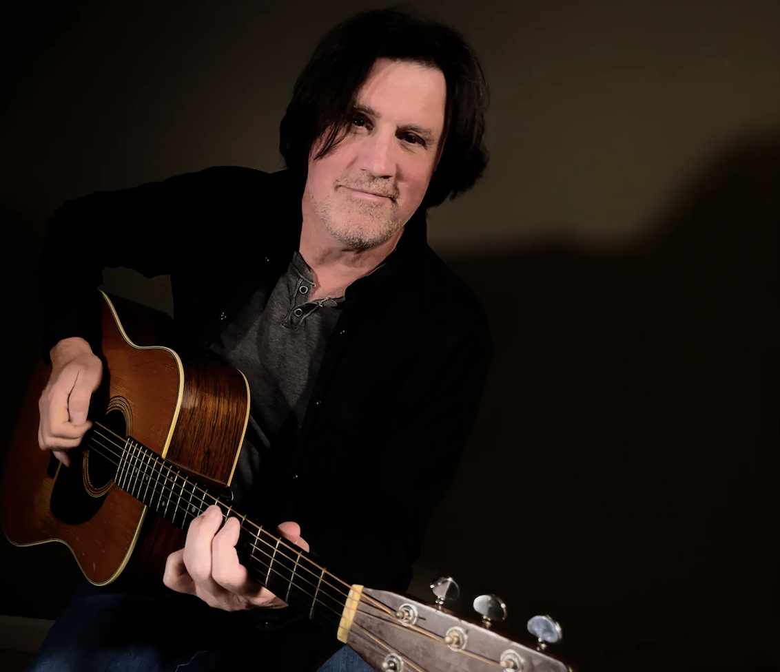 In The Round with Porter Howell, Lauren Howell, Kimberly Kelly & Seth Costner