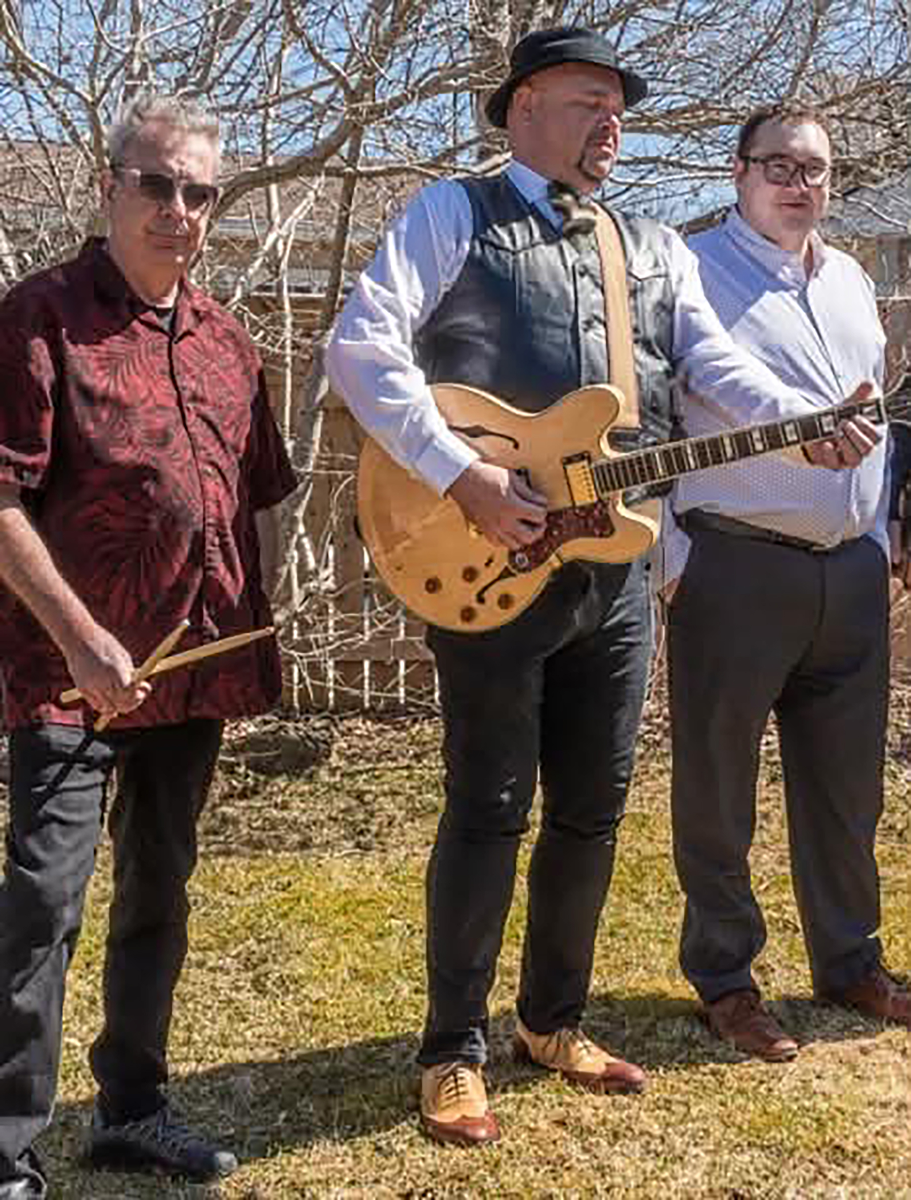 THE NAVIGATORS with special guest BOB PORTER