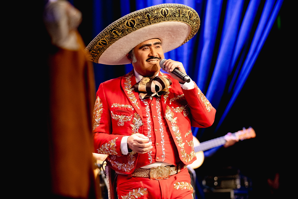 Tributo a Vicente Fernandez (En Español)