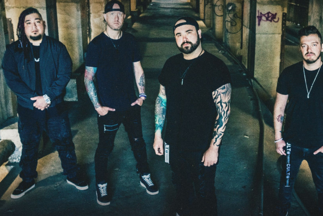 Using concert image Too Broke to Rock ft. Kingdom Collapse concert image
