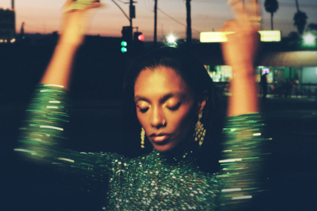 Mereba, Divina