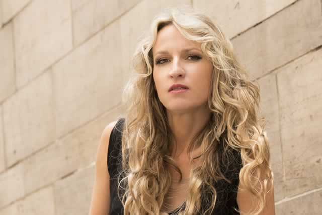 Ana Popovic