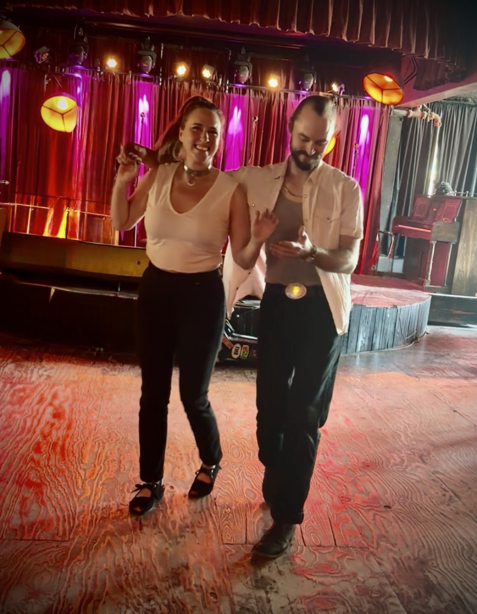 Intermediate Two-Step Lessons with Peggy and Dillon | Event Image