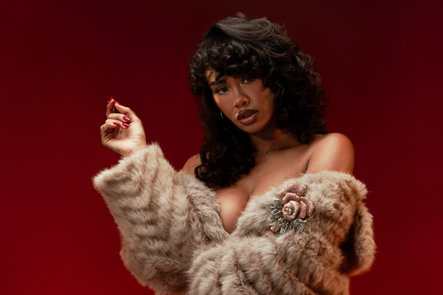 Amber Mark