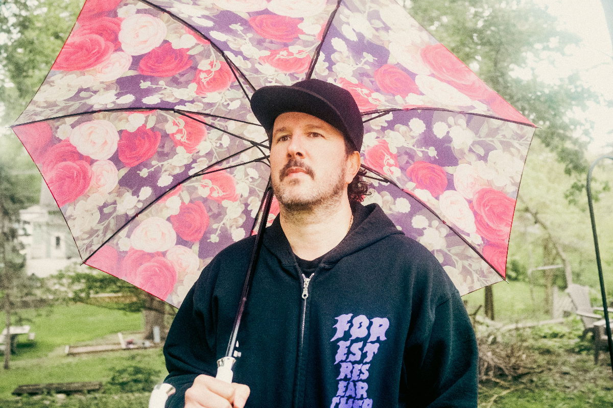 Mason Jennings w/ Larsen Gardens