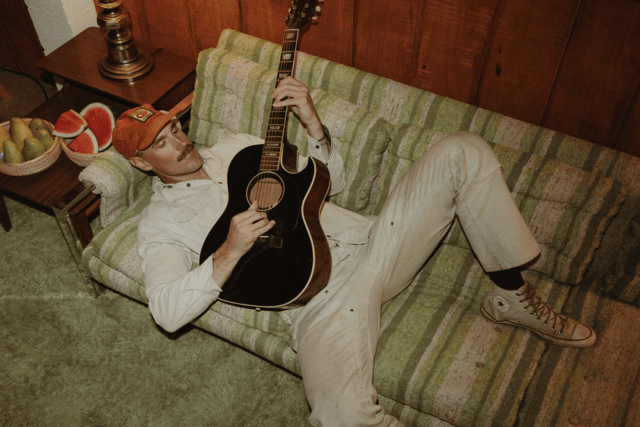 Rayland Baxter: The True Violet Tour