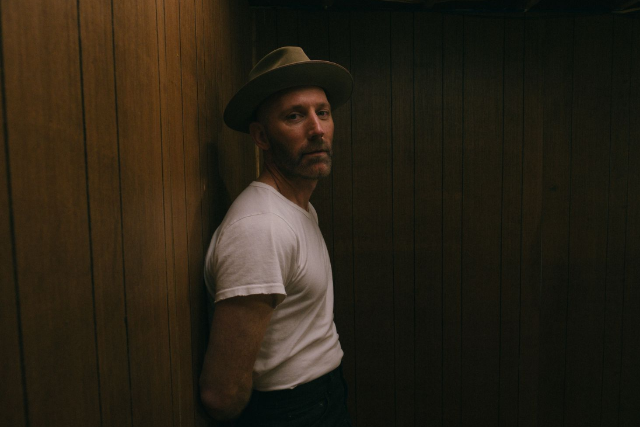 PRE-SALE: In The Round with Mat Kearney, John-Luke Carter & Trent Dabbs